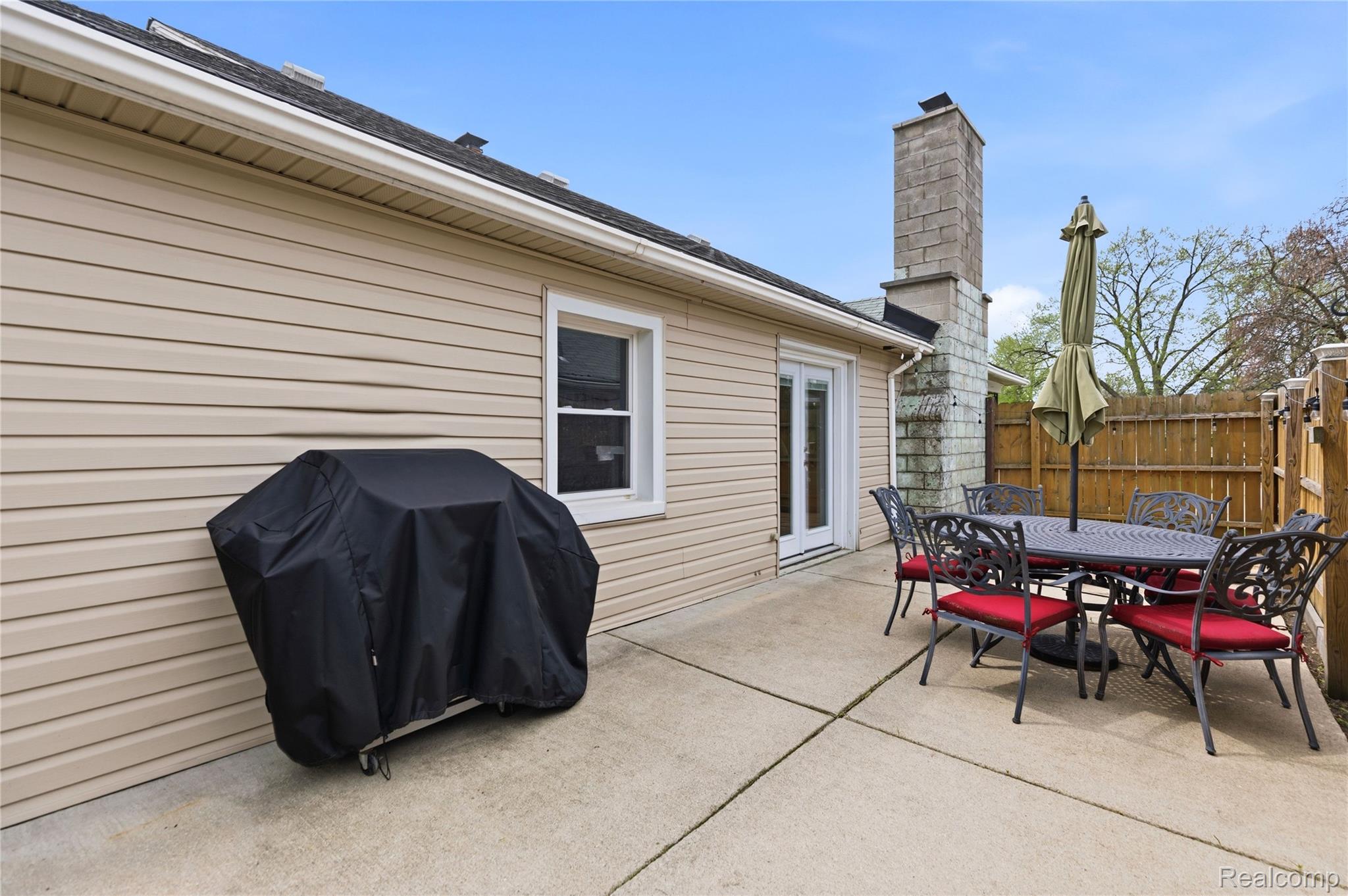 7466 Fenton Street