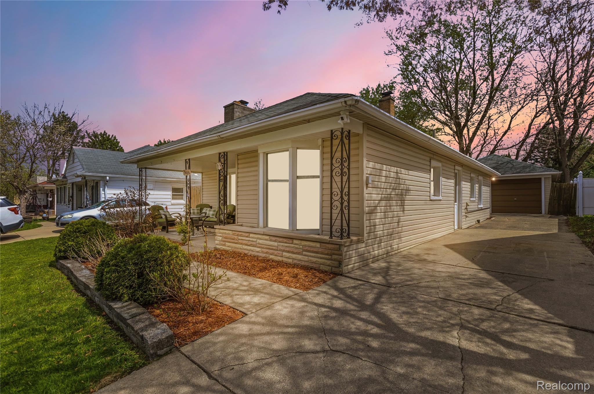7466 Fenton Street