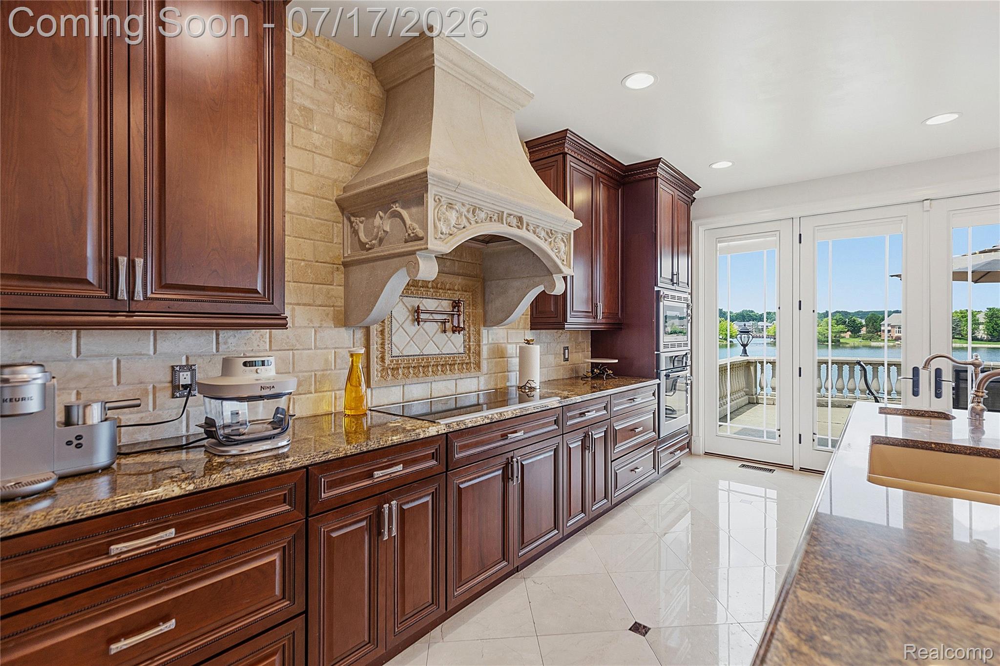 48554 STONERIDGE Drive