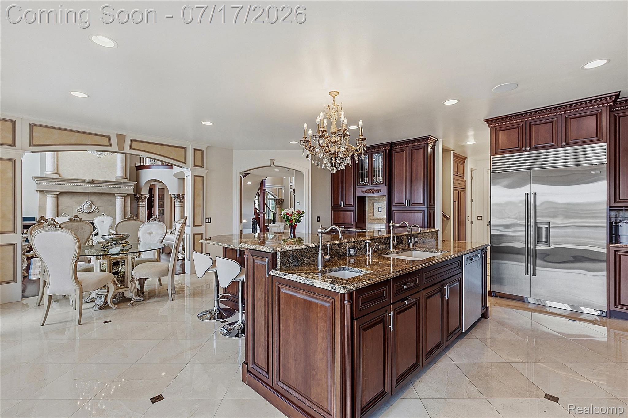 48554 STONERIDGE Drive