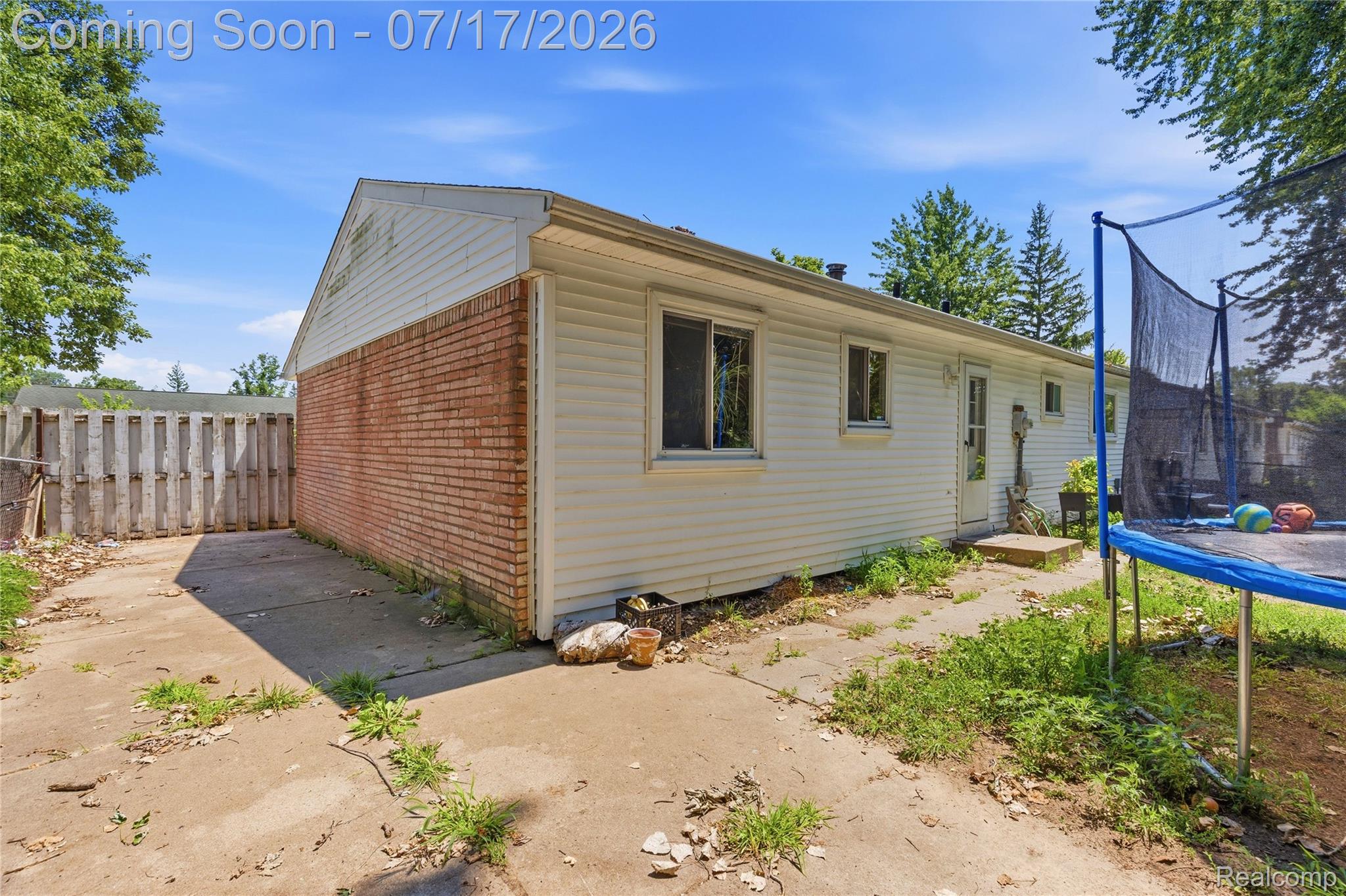15166 Kerstyn Street