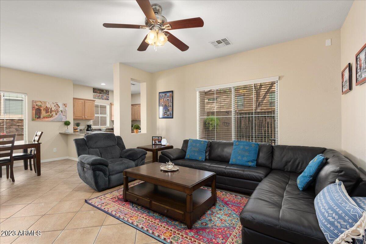 3668 W MUIRFIELD Court
