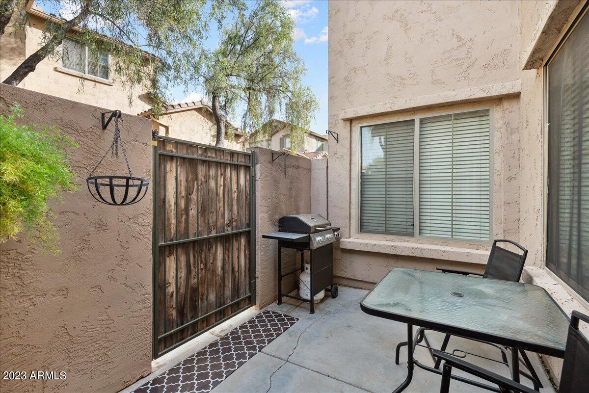 3668 W MUIRFIELD Court