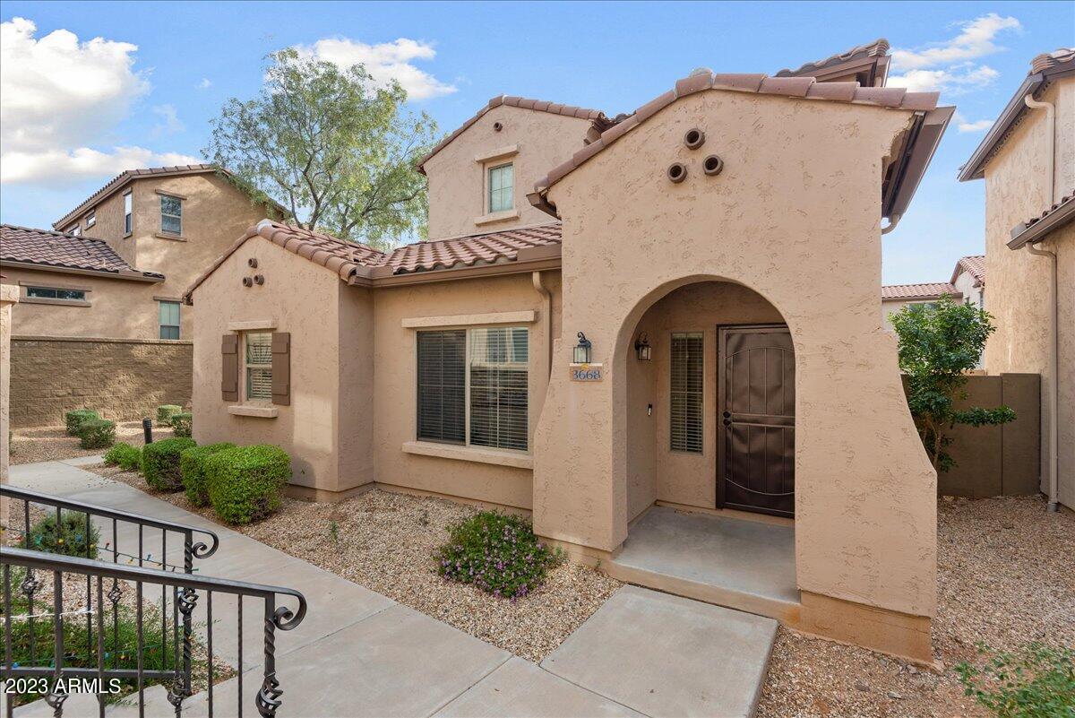 3668 W MUIRFIELD Court