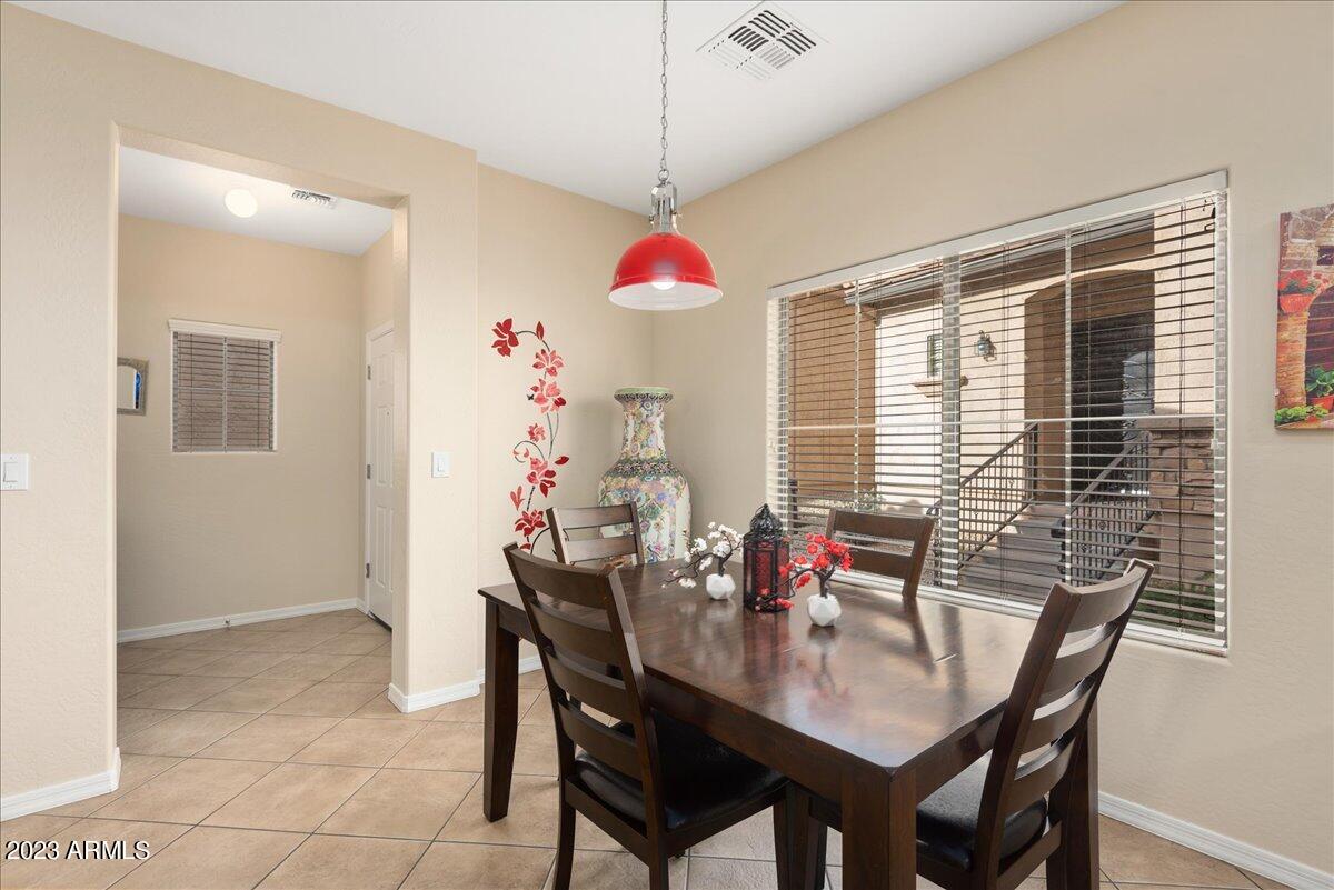 3668 W MUIRFIELD Court