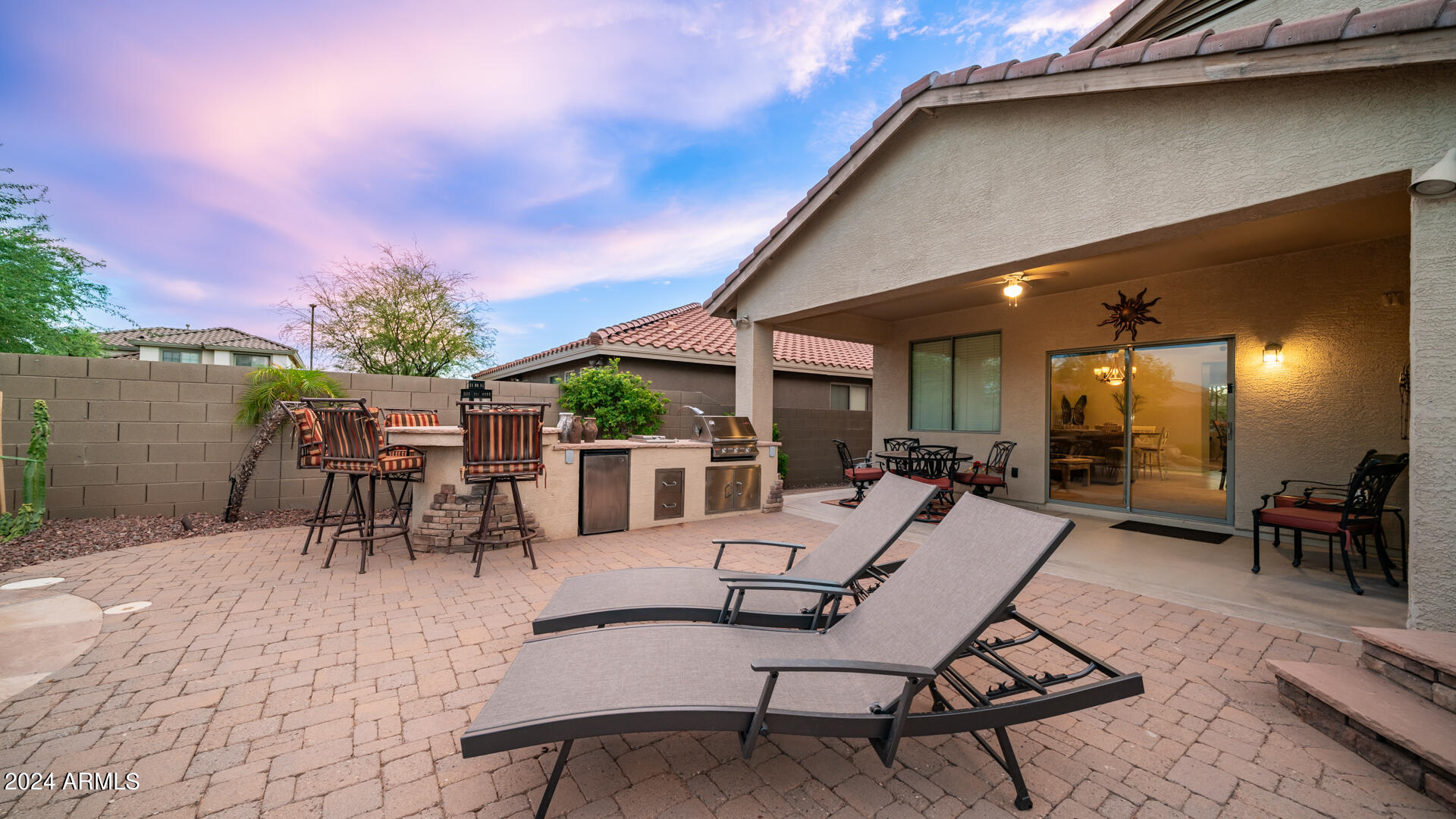 43215 N HEAVENLY Way