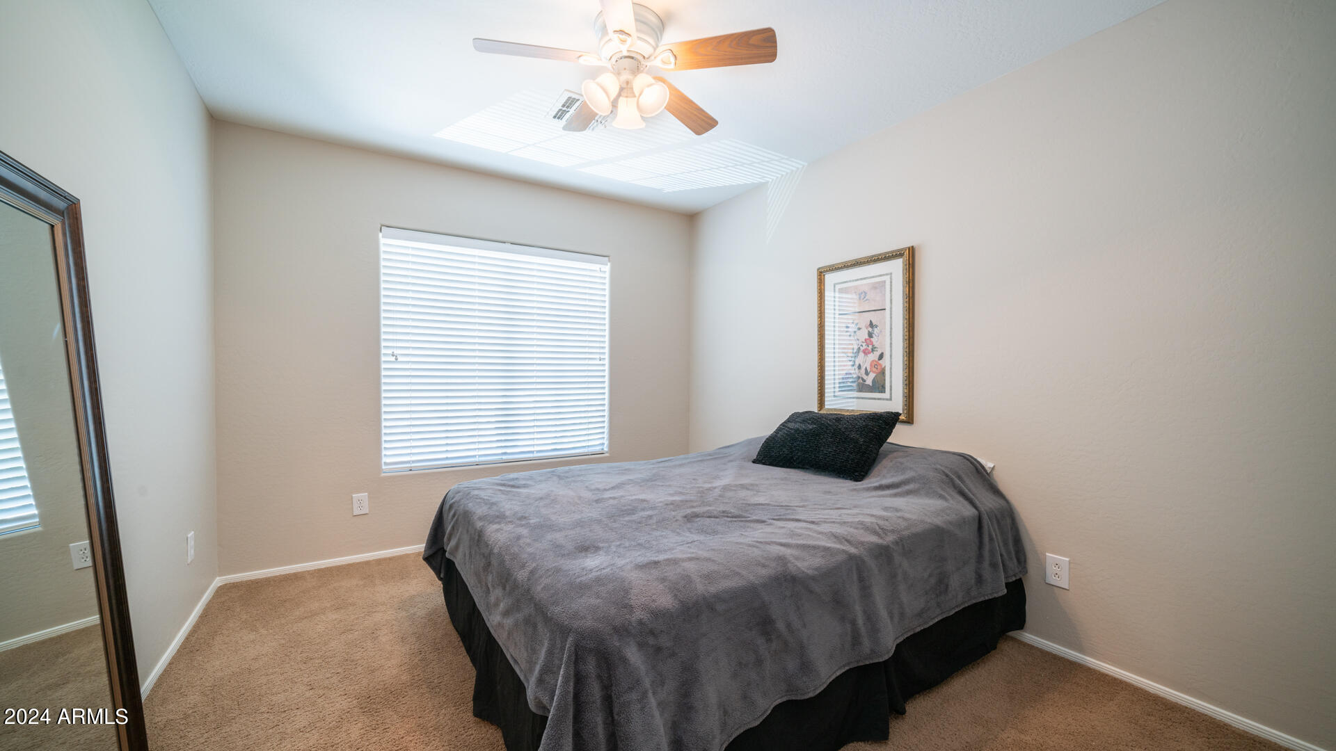 43215 N HEAVENLY Way