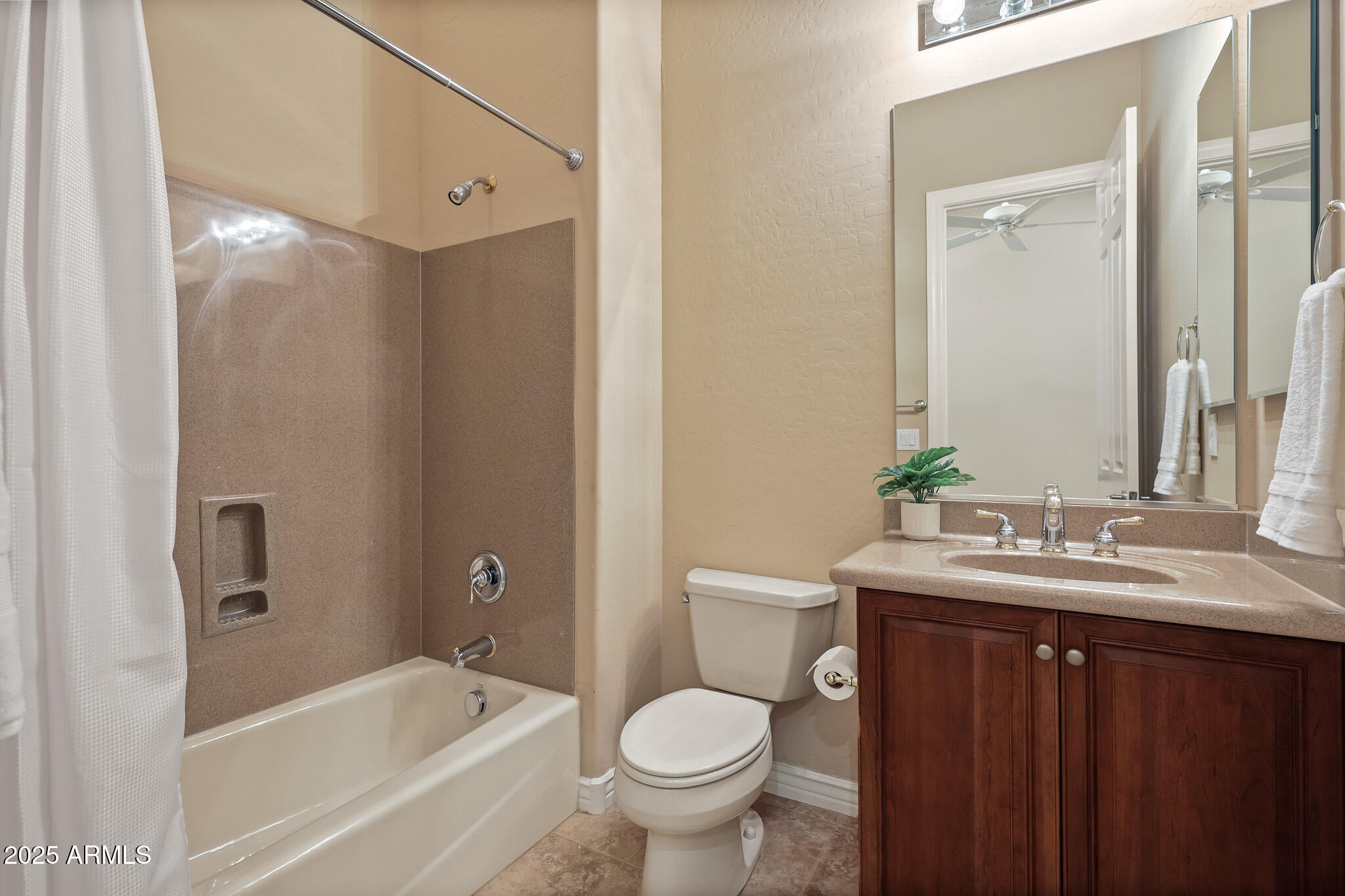 41413 N Club Pointe Drive