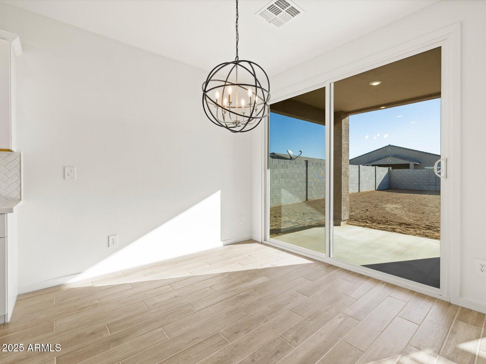 16084 W PRICKLY PEAR Trail