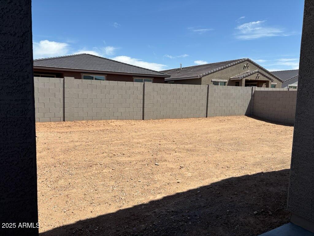 16084 W PRICKLY PEAR Trail