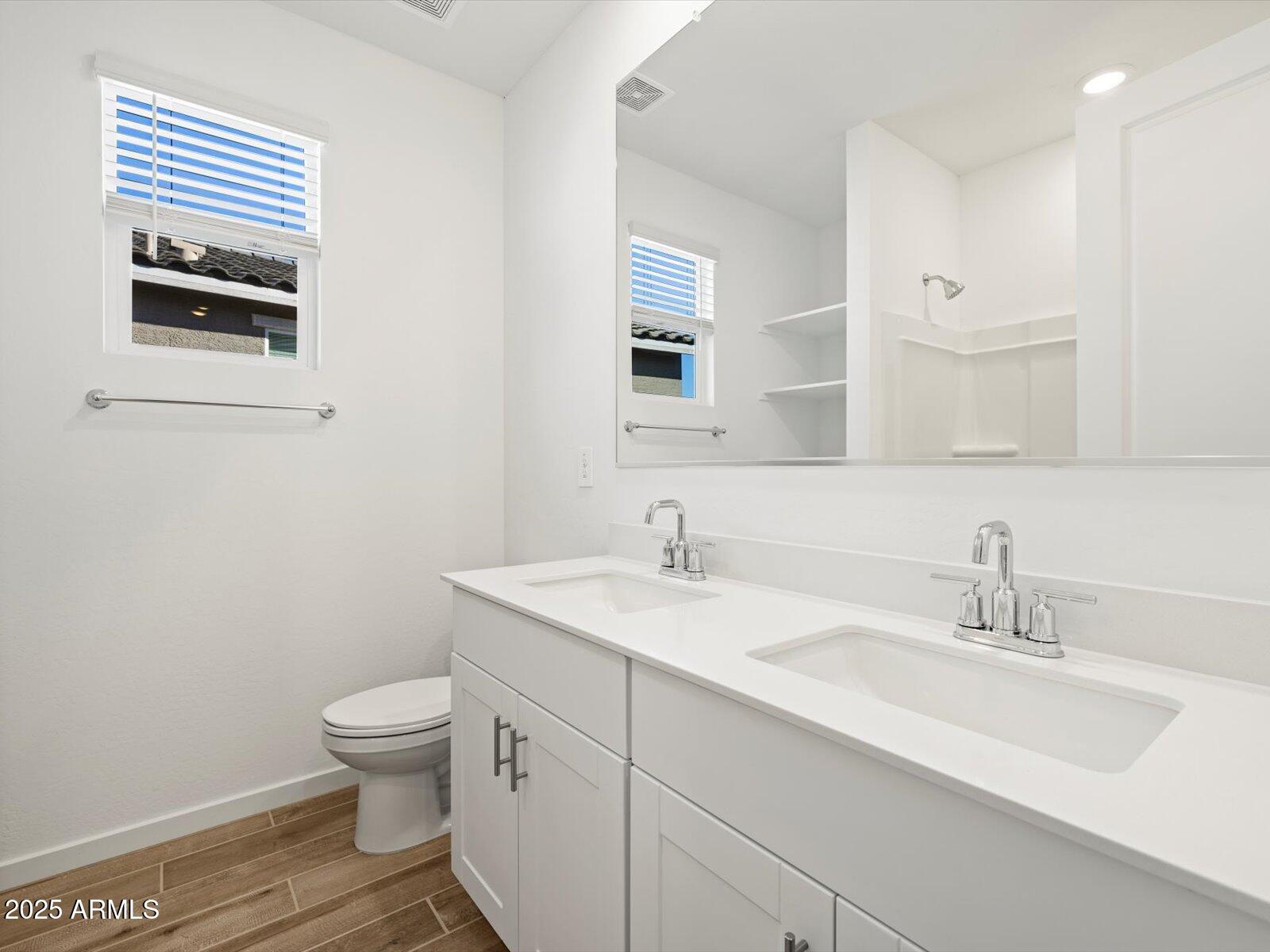 16084 W PRICKLY PEAR Trail