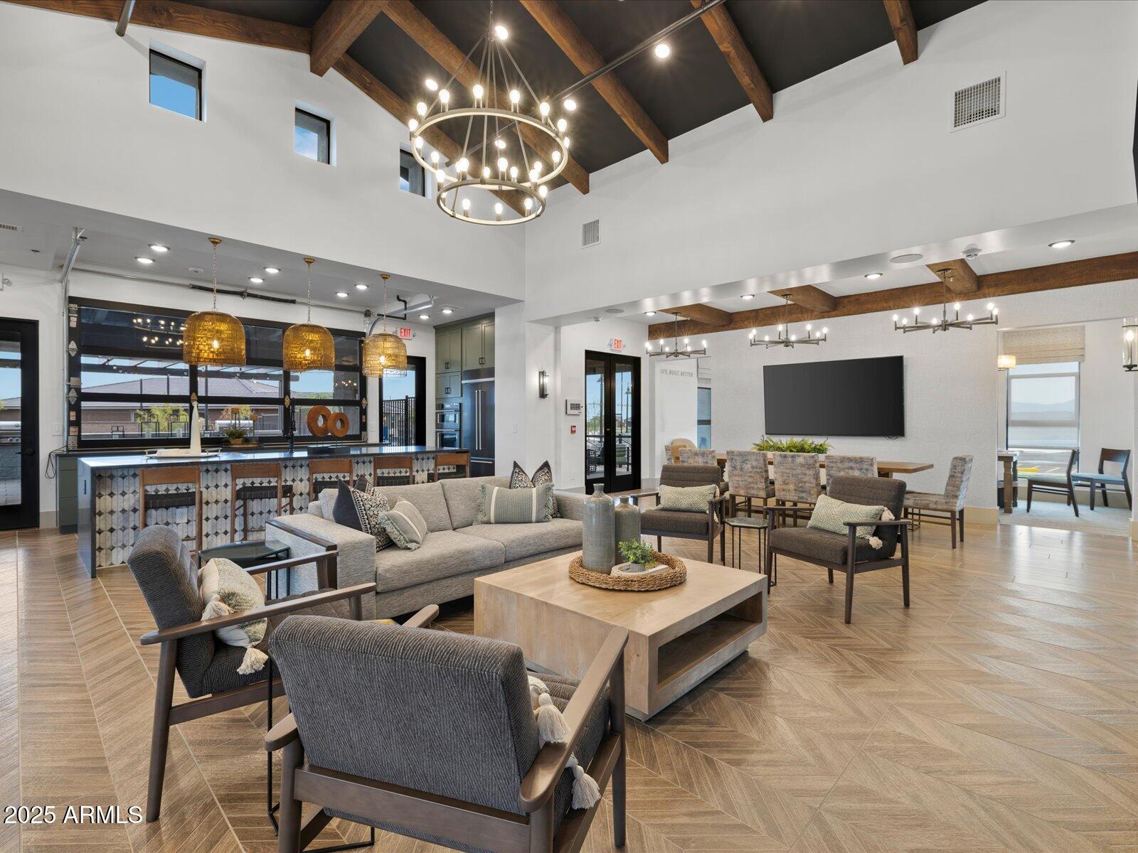 16084 W PRICKLY PEAR Trail
