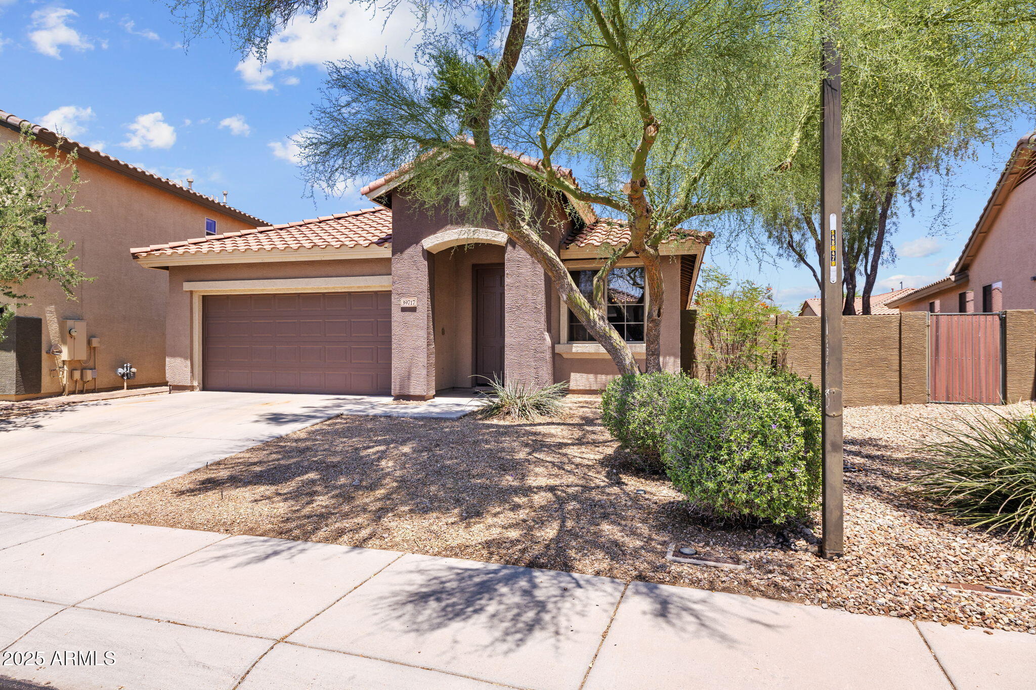 39717 N BRIDLEWOOD Way