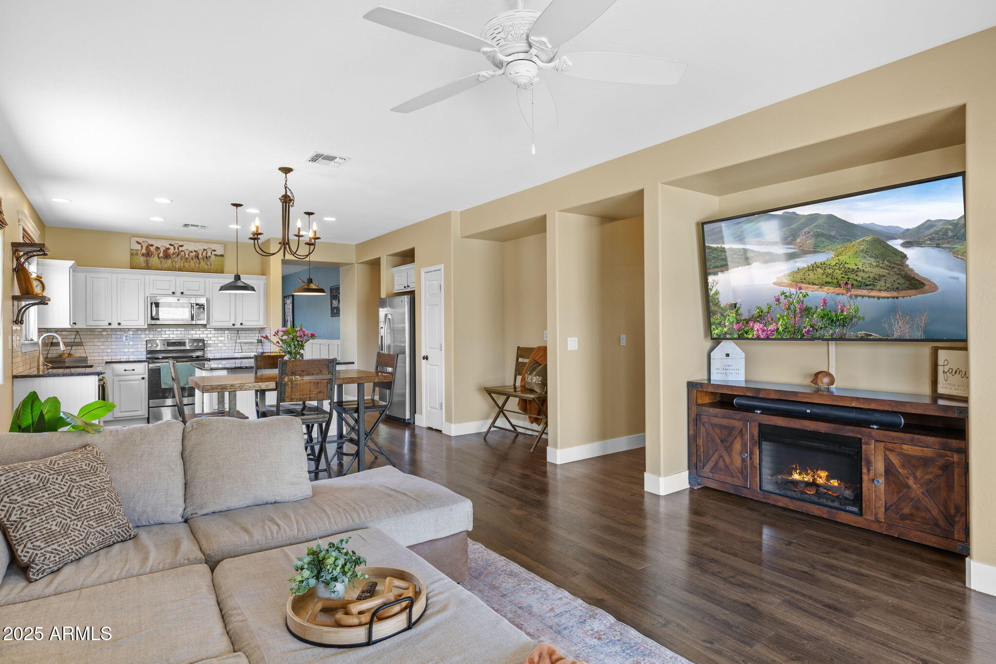 39717 N BRIDLEWOOD Way