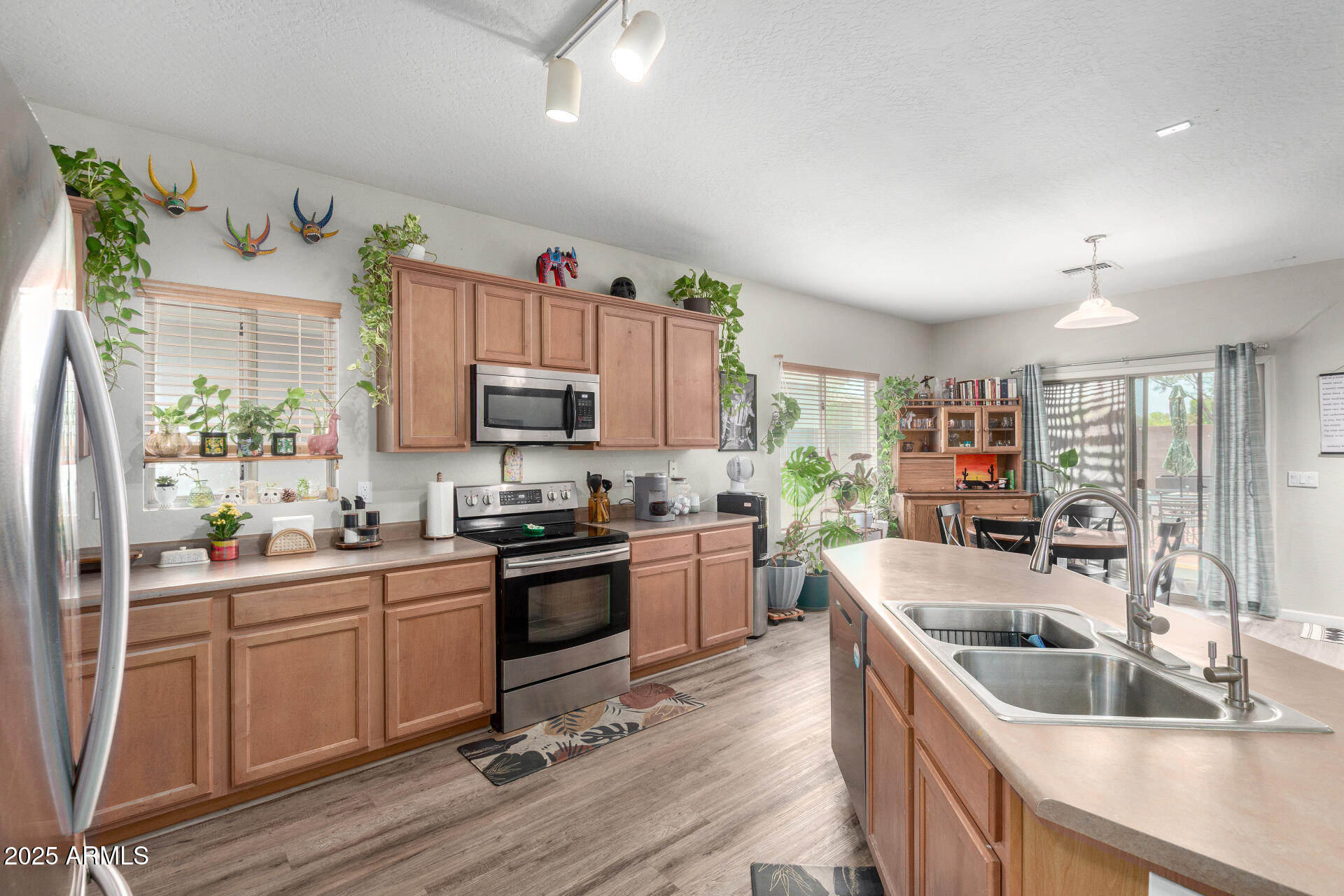 17759 W PORT ROYALE Lane