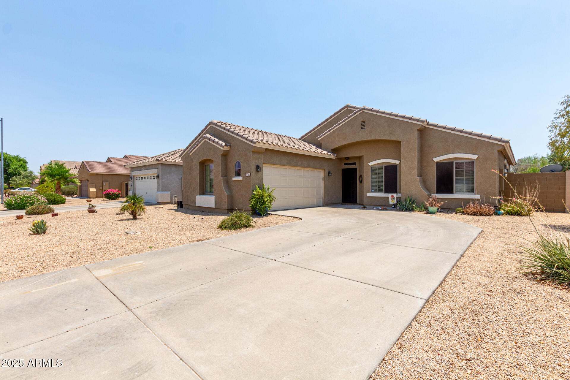 17759 W PORT ROYALE Lane