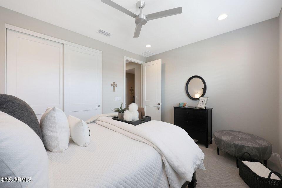 26764 W Ponderosa Lane
