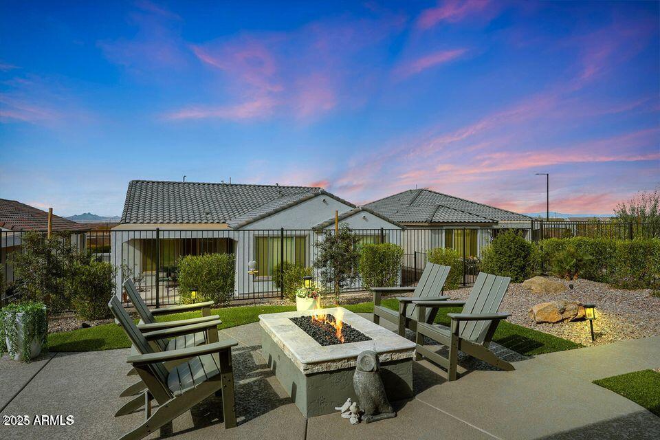 26764 W Ponderosa Lane