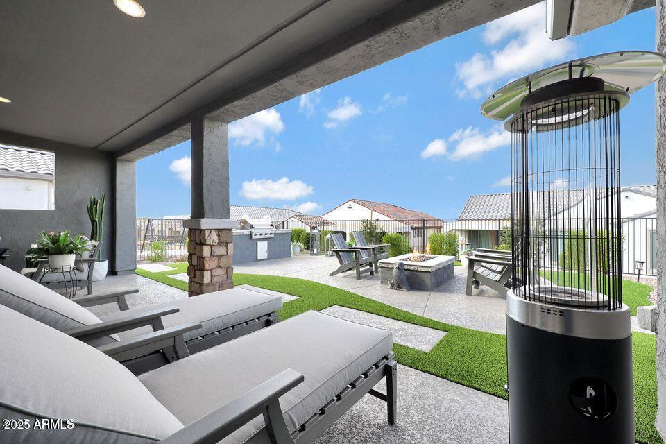 26764 W Ponderosa Lane