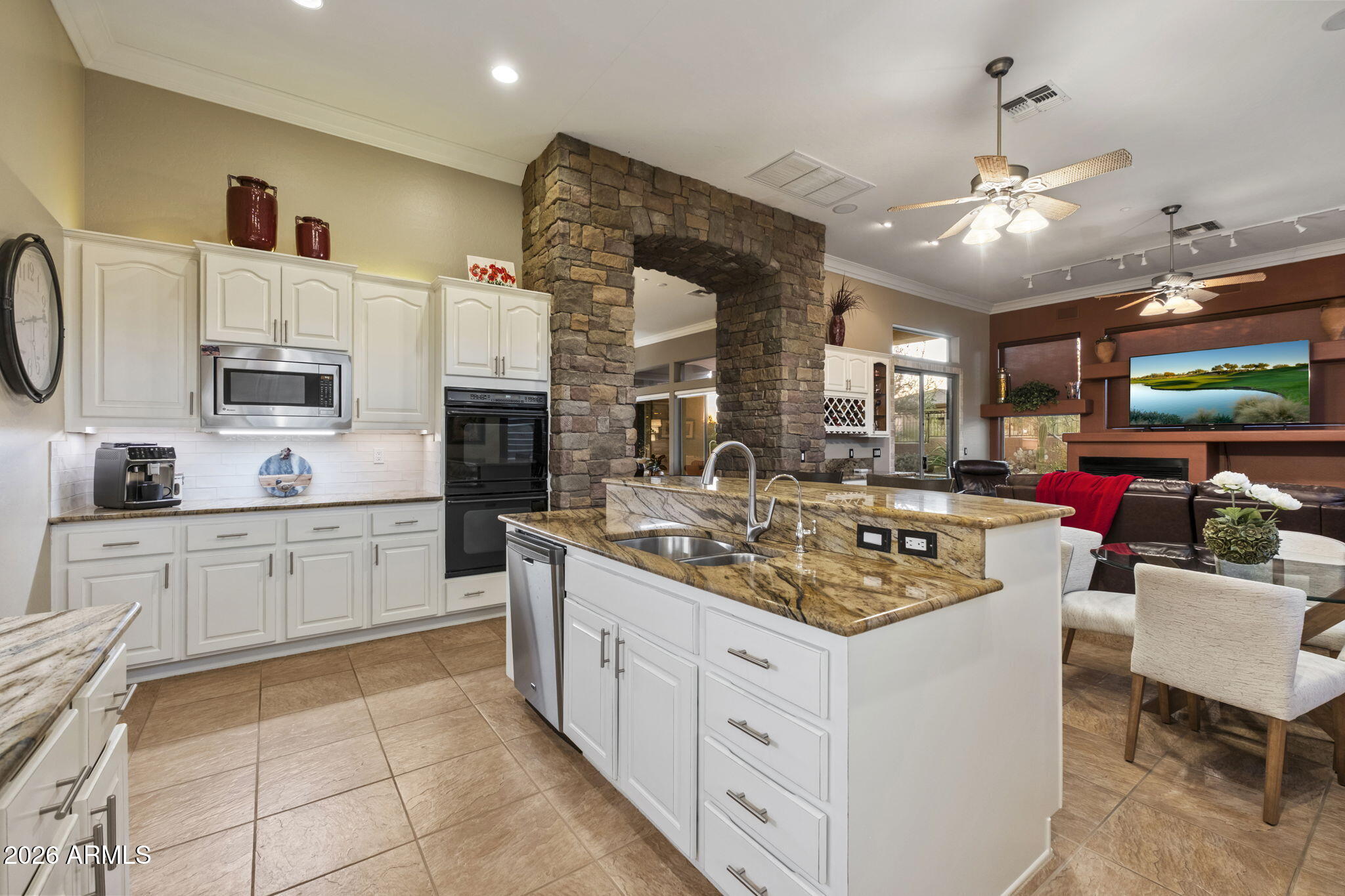 42010 N HARBOUR TOWN Court