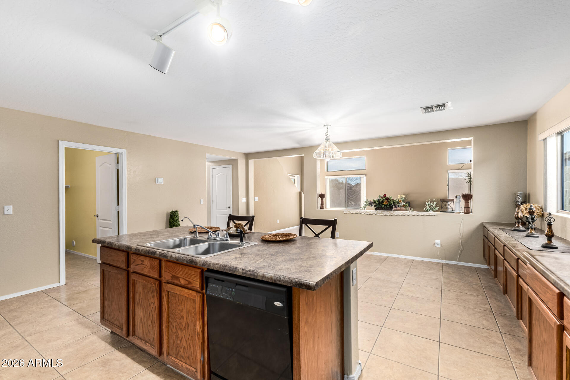 6944 S MORNING DEW Lane