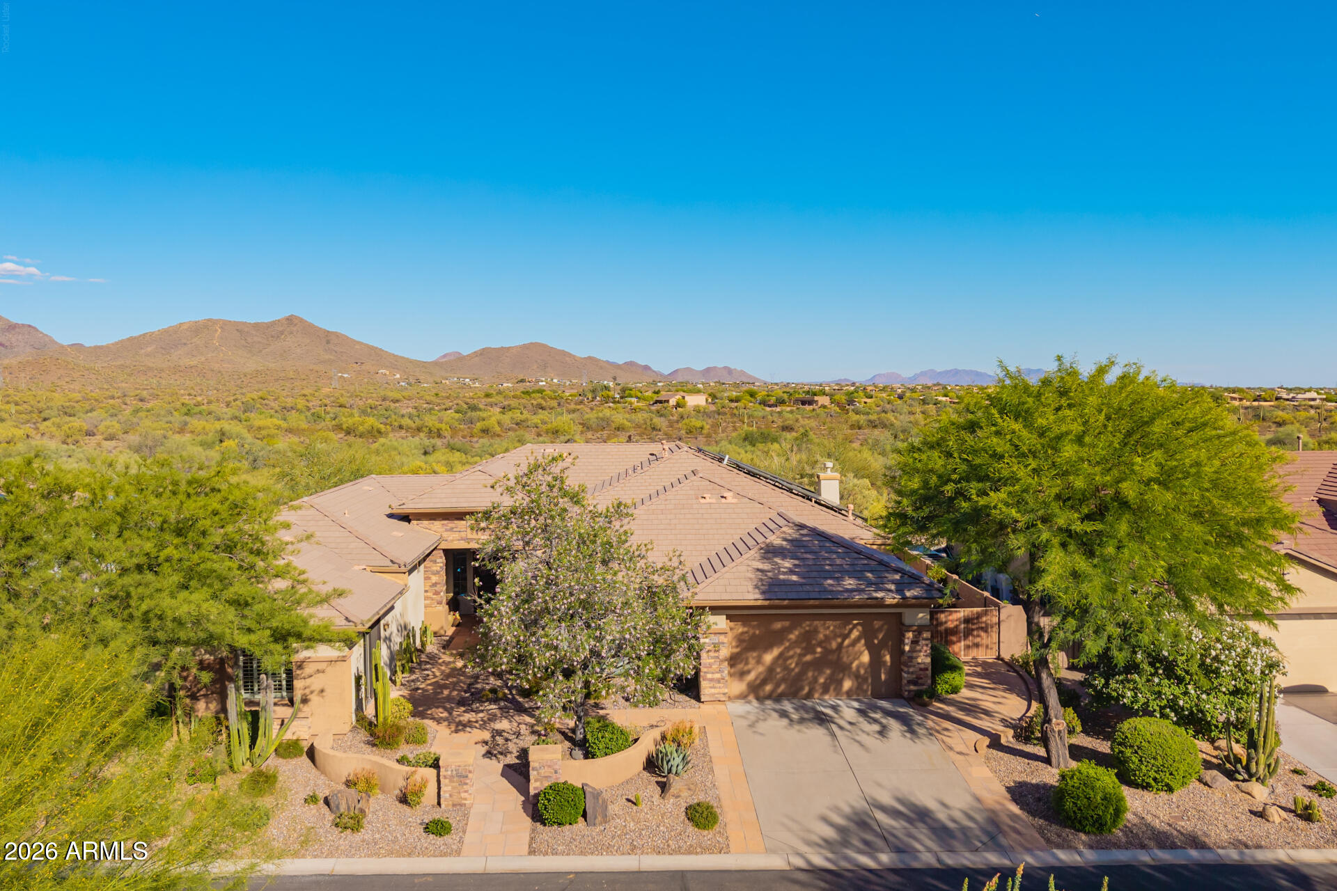 41117 N CLUB POINTE Drive