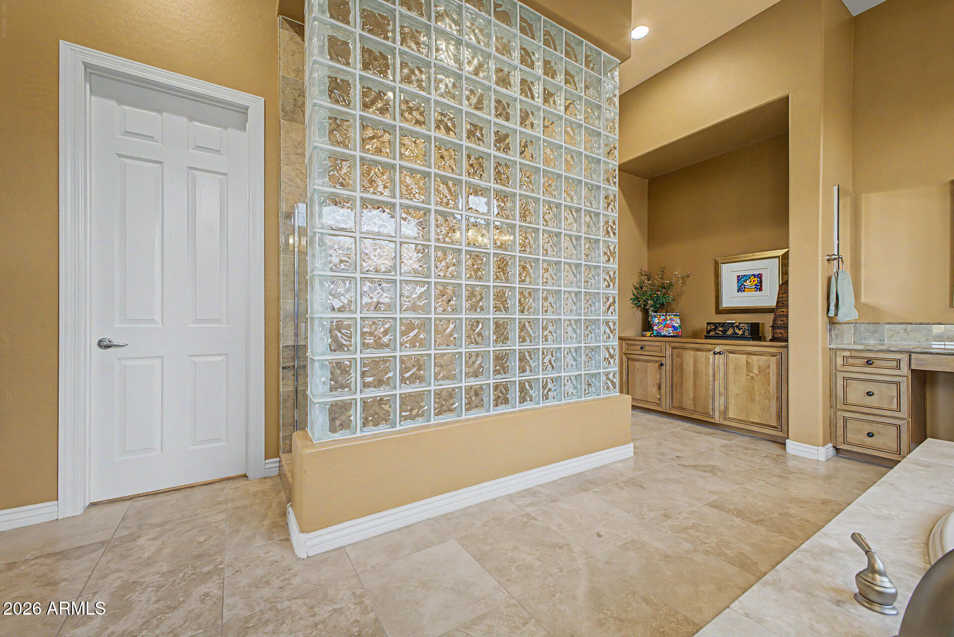 41117 N CLUB POINTE Drive