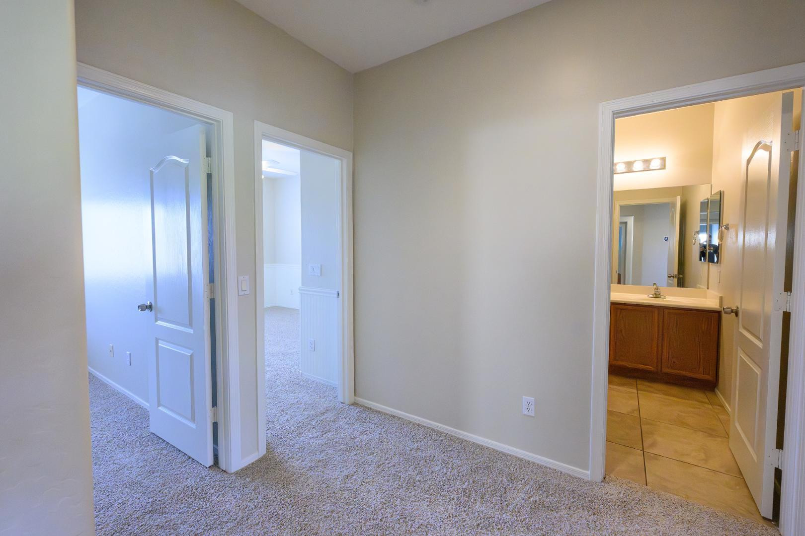 2521 W Tumbleweed Drive