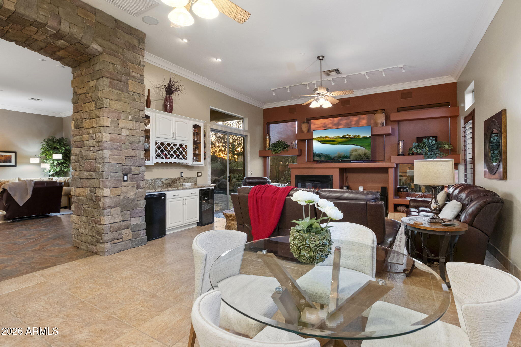 42010 N HARBOUR TOWN Court