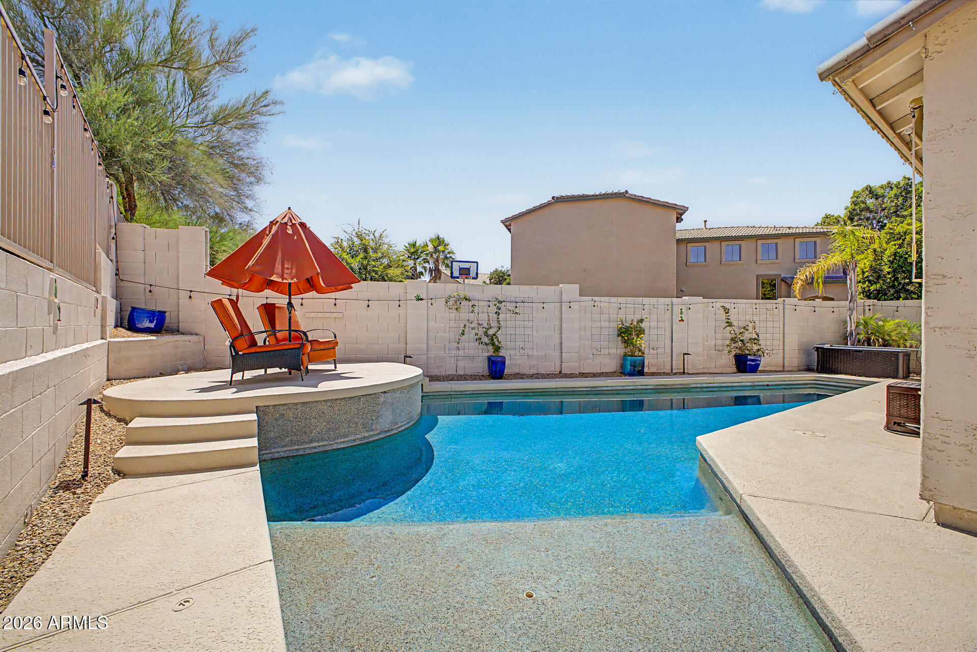2504 W OLD PAINT Trail