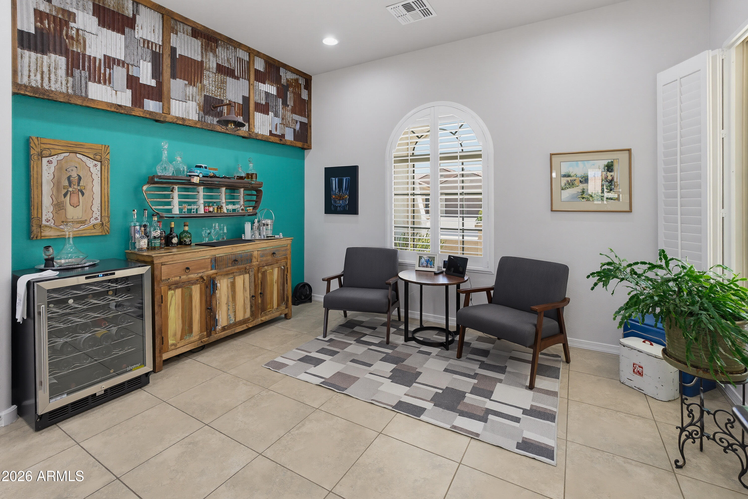 26180 W LOUISE Drive