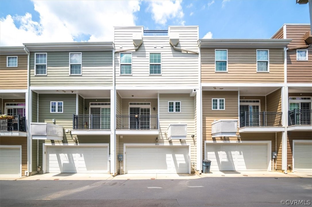 2523 Perch Ln
