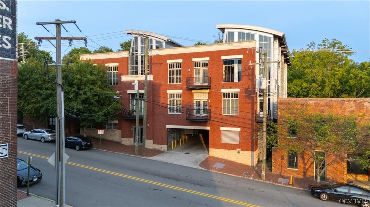 9 N 25th St Unit#PH5