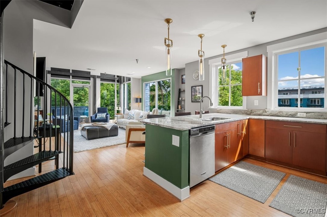 9 N 25th St Unit#PH5