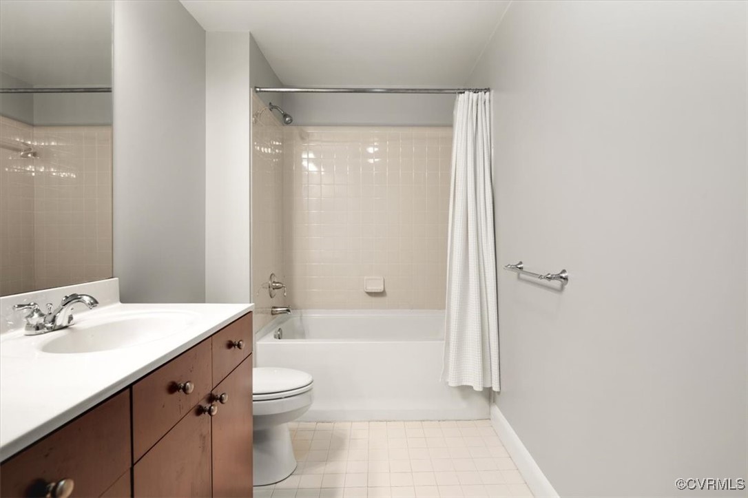 251 Rocketts Way Unit#204