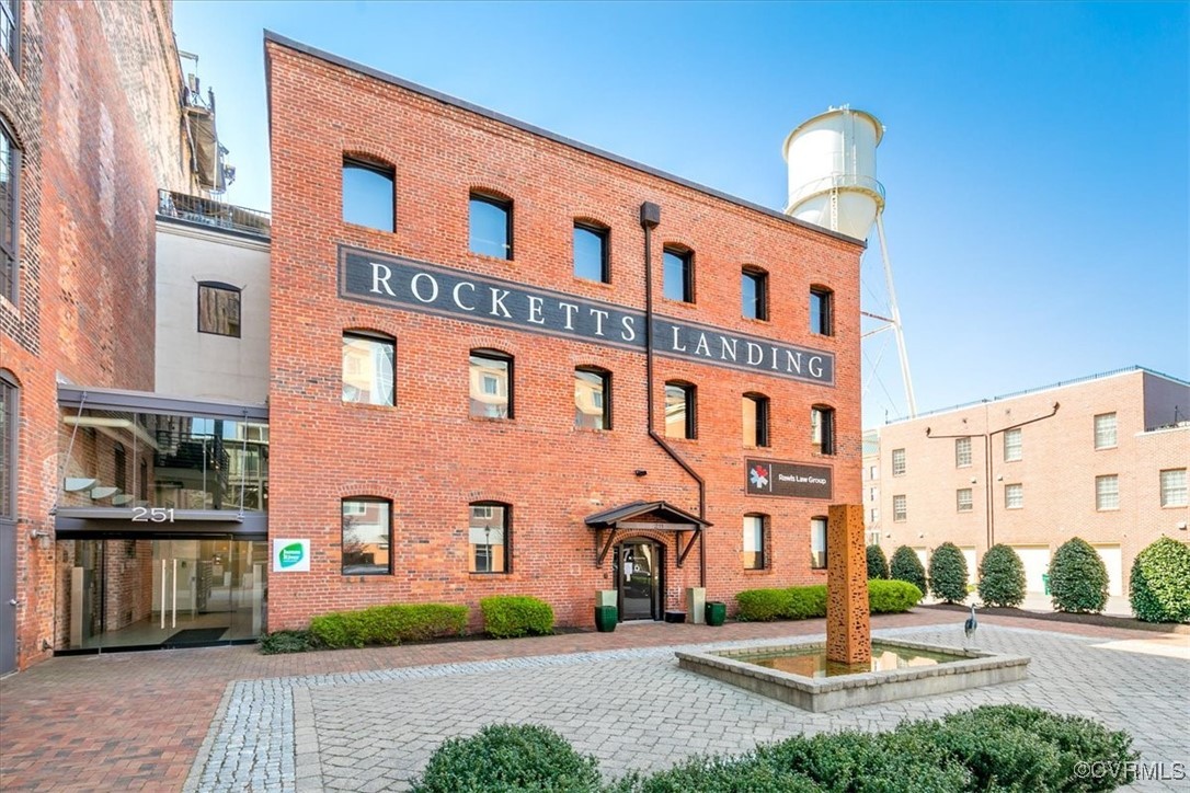 251 Rocketts Way Unit#204
