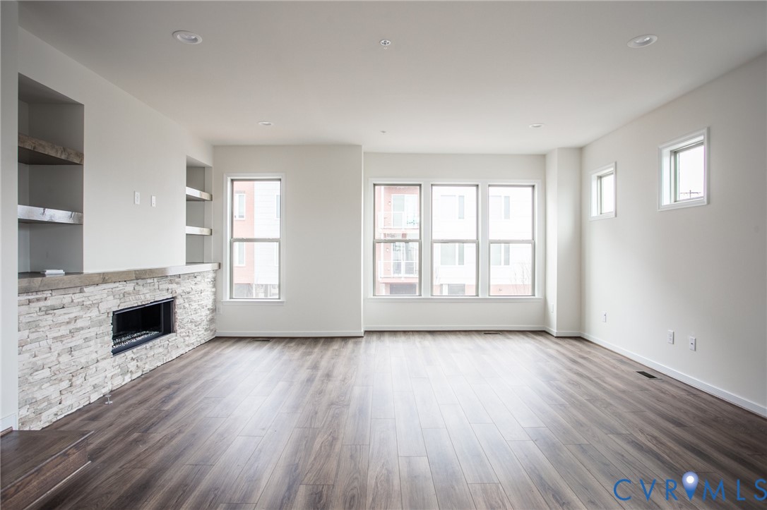 5422 Gillies Creek Mews