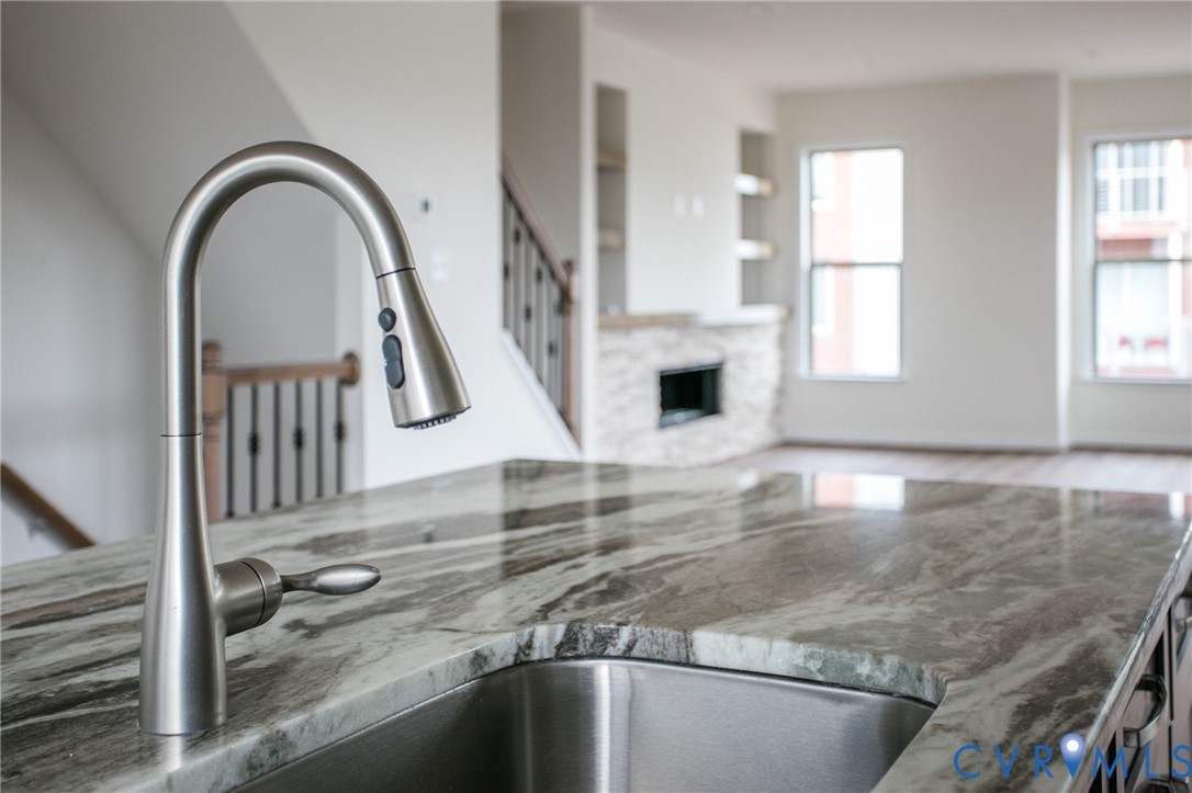 5422 Gillies Creek Mews