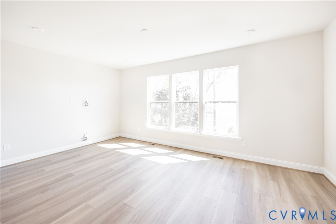 5427 Gillies Creek Mews