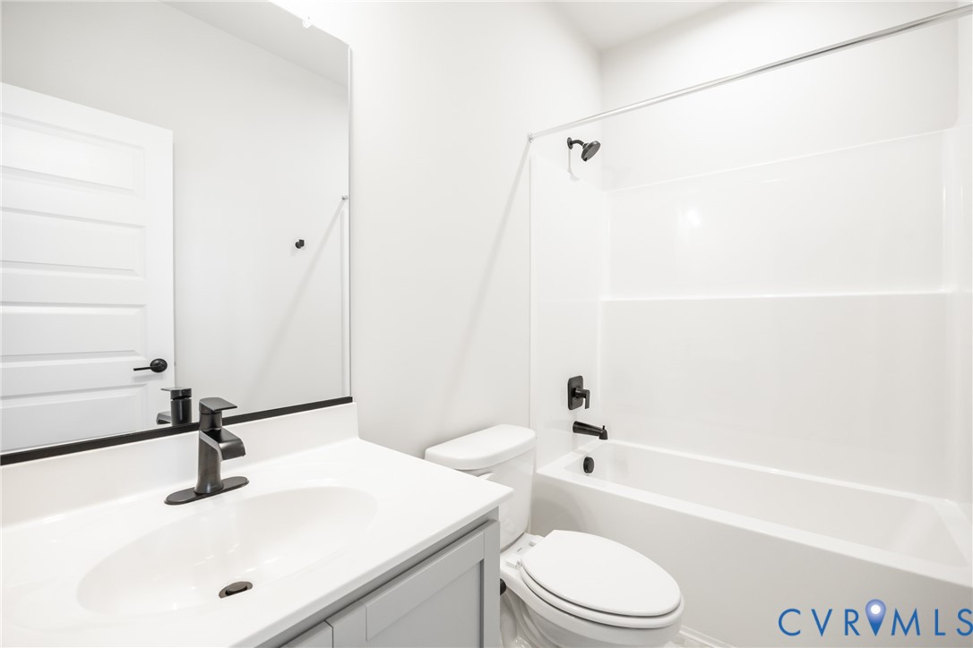5427 Gillies Creek Mews