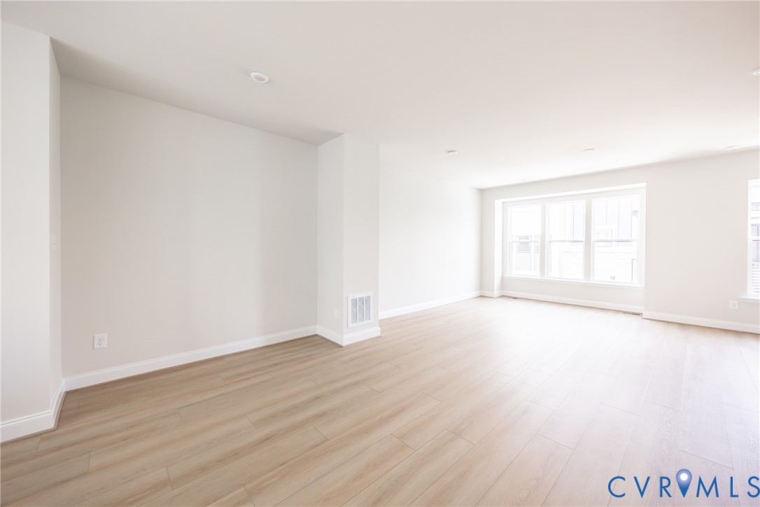 5429 Gillies Creek Mews