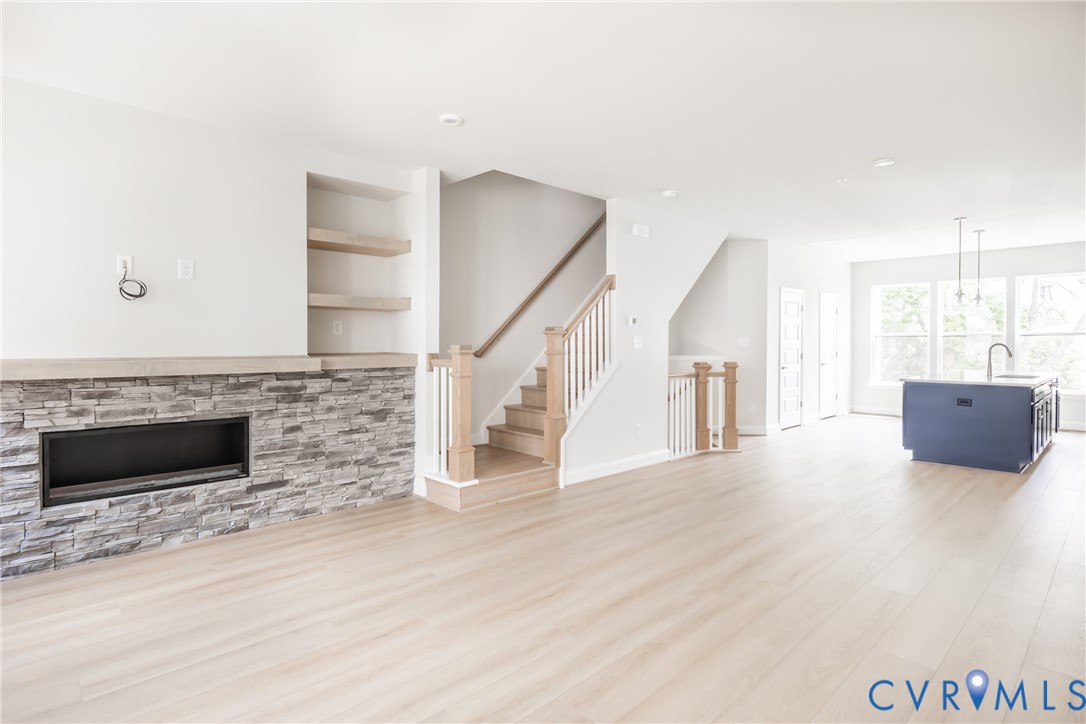 5429 Gillies Creek Mews