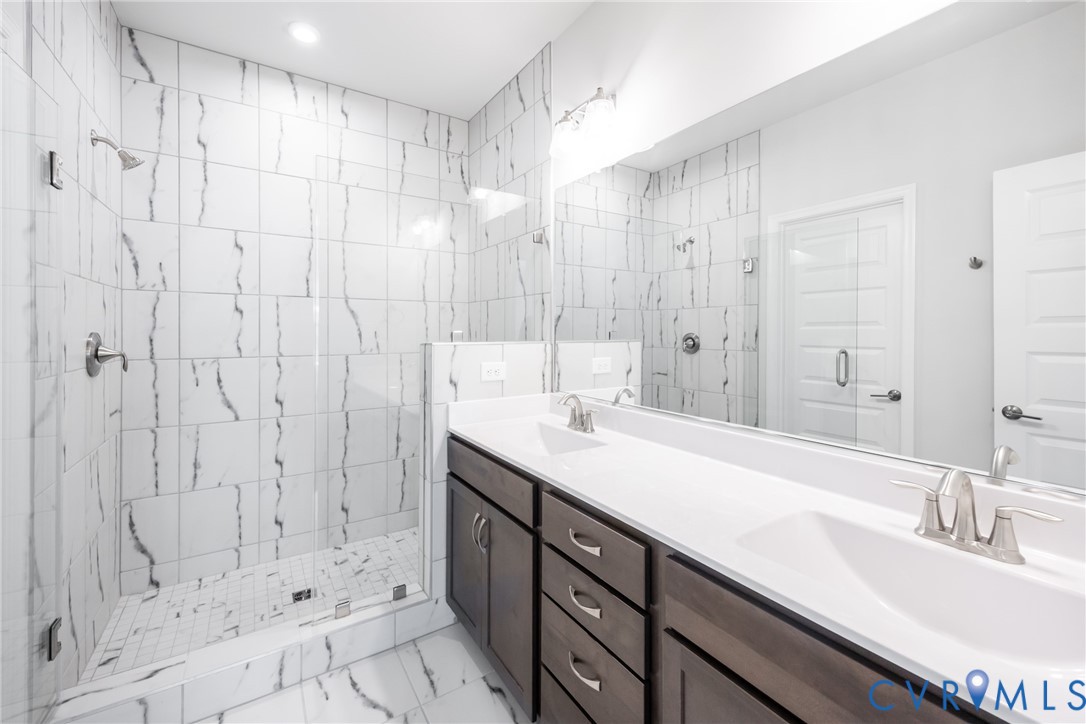 5429 Gillies Creek Mews