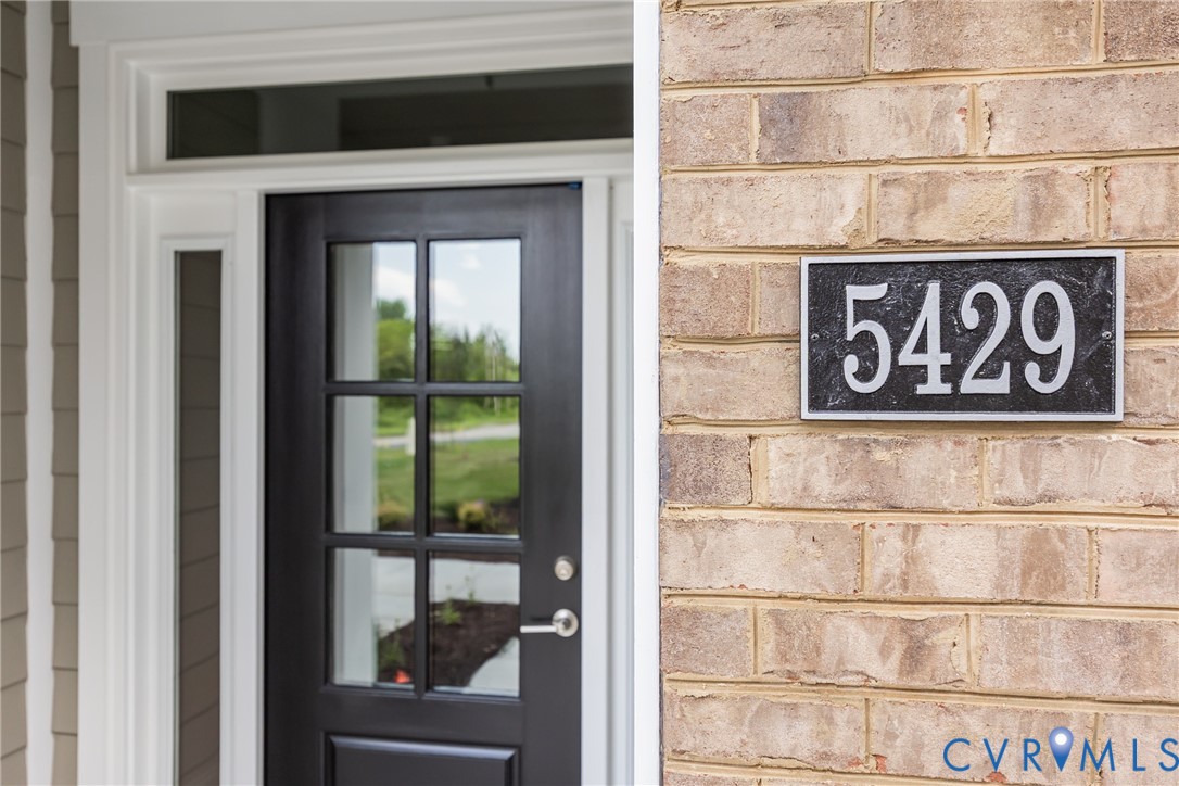 5429 Gillies Creek Mews