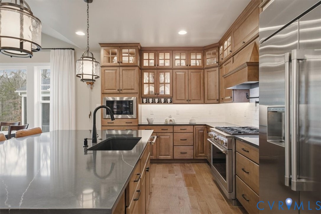 10050 Potters Wheel Way