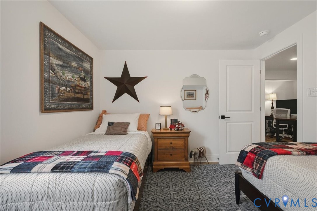 10050 Potters Wheel Way