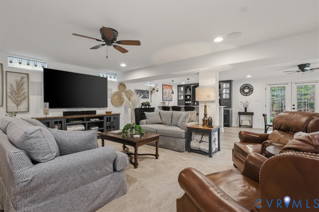 10050 Potters Wheel Way