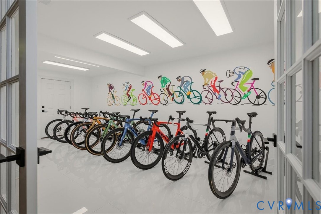 10050 Potters Wheel Way