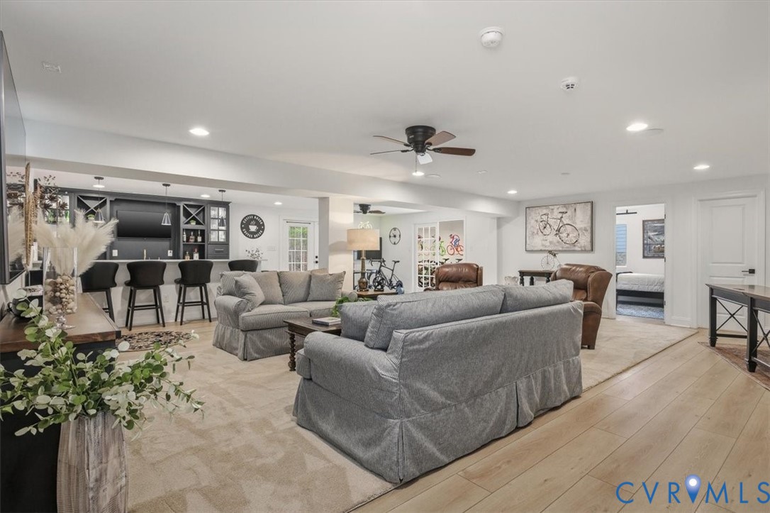 10050 Potters Wheel Way