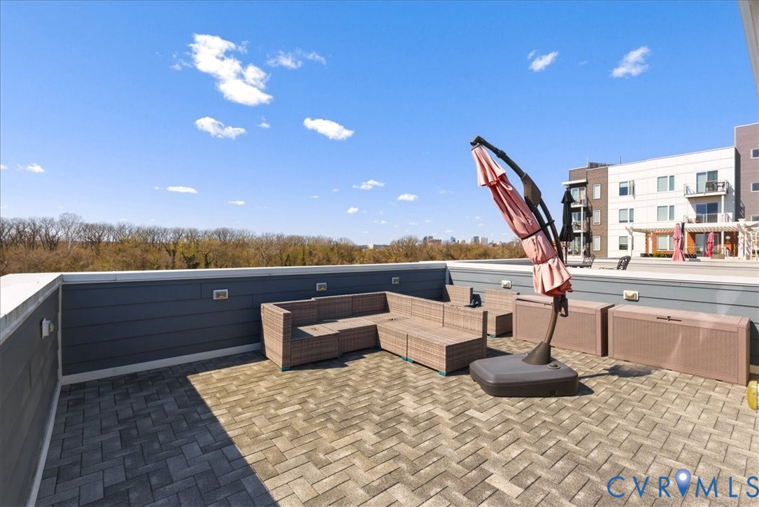 10 Capital Trail Row